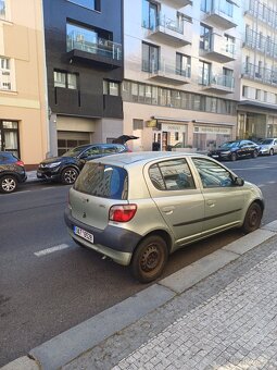 Toyota Yaris - 2