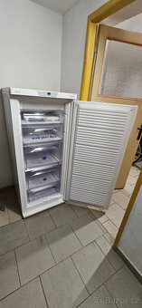 Šuplíkový mrazák Whirlpool - No frost. - 2