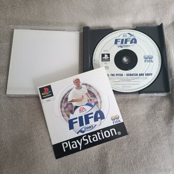 FIFA 2001 - Playstation 1 - 2