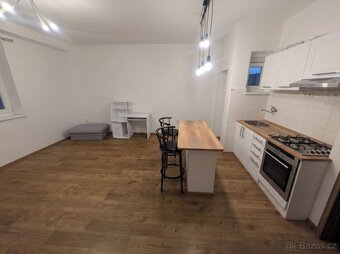 Prodej bytu 1+kk 33 m2, Vršovická, Praha - Vršovice - 2