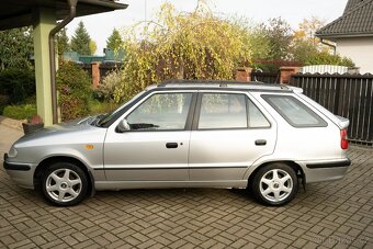 Škoda Felicia 1.6 GLX s KLIMATIZACÍ a SERVOŘÍZENÍM - 2