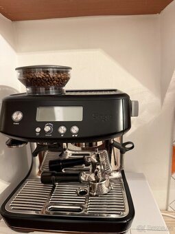 kávovar Espresso SAGE SES878BTR černý - 2