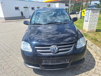 VW Fox 1.4 i/55kW.. R. 2010. Najeto 148.940 km. Serviska - 2