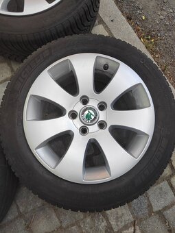 Prodám orig alu 16 škoda Octavia 2 Superb 5x112 ET 45 letní - 2