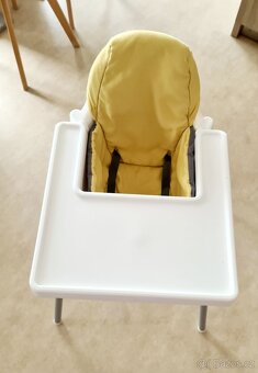 Jídelní židlička Ikea. - 2