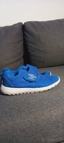 Prodám UMBRO SHERRATT JNR - 2