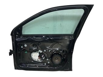 Pravé přední dveře černá LC9X VW Golf 6 kombi r.v. 2010 - 2