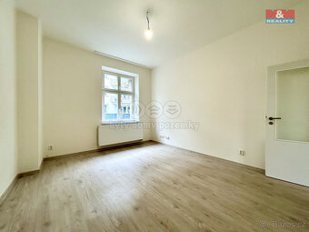 Pronájem bytu 1+1, 38 m², Poděbrady, ul. Hakenova - 2