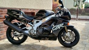 Honda CBR 900RR SC28 - 2