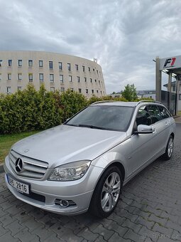 Mercedes Benz - 2