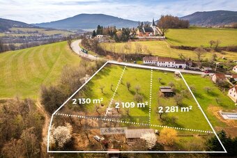 Prodej velice prostorného pozemku pro bydlení, 2 109 m2, v a - 2