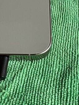 Apple iPhone 16 pro 1tB - 2