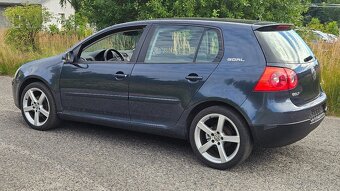 Golf V 1.6i 74kw - 2