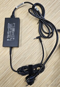 Dokovací stanice HP USB-C G5 + Adapter TPN-LA18 - 2