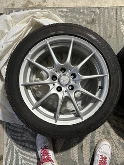 245/45 R17 LETNÍ MERCEDES BENZ YOKOHAMA BLUEARTH GT AE51 - 2