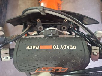 KTM EXC držák přepínače map 2024+ - 2