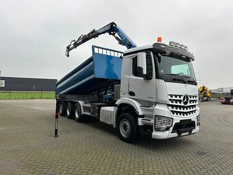 Mercedes-Benz Arocs 3243 8x4 - sklápěč s hydraulickou rukou - 2