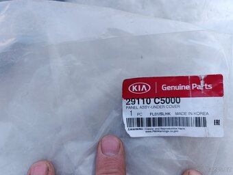 KRYT MOTORU KIA HYUNDAI 29110C5000 - 2