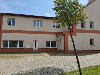 Prodej komerční objekt 300 m² ve Vysokém Mýtě - 2