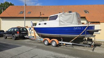 Kajutová loď s dieselovým motorem 26 HP - použitá - 2