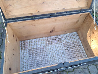 Krásná velká dřevěná truhla - 2