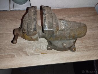 Prodám velký Svěrák York 125. - 2