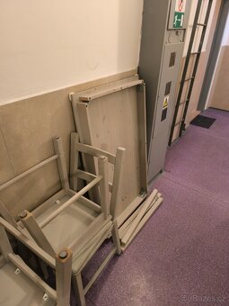 Prodám dřevěný stůl - borovice - 2