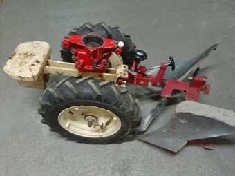 Vari převodovka T-20,oboustranný pluh+ nastavovací těleso - 2