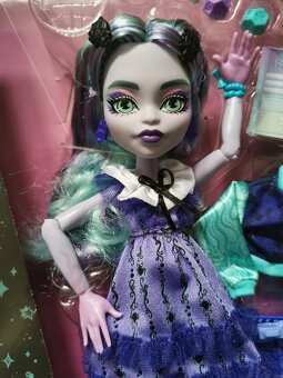 Monster High Fearbook Twyla - 2