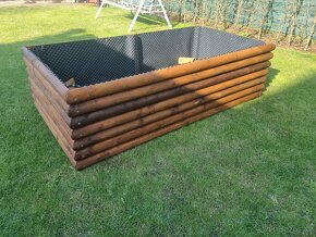 Nadzemní (vyvýšený) záhon o rozměru 240x120x56cm - 1ks - 2