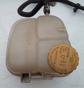 Nádobky Opel Astra G - 2