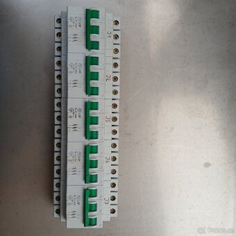 Jistič 3fázový 6A OEZ - 2