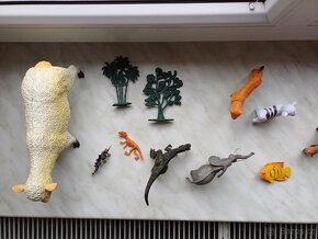 Dětské hračky, zvířátka. - 2