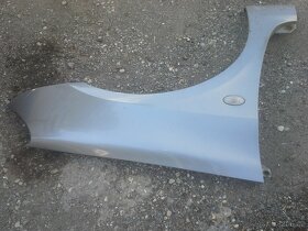 Peugeot 307 sw . hlava motoru 1.6i,el sklopna zrcatka,kapota - 2