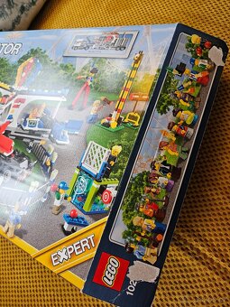 Krabice s manuály 10244 - 2