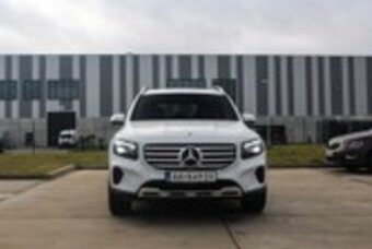 Mercedes-Benz GLB 200d A/T - 2