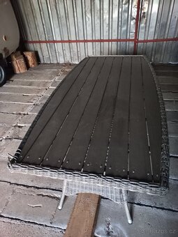 Zahradní, venkovní stůl - 2