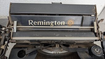 Retro psací stroj REMINGTON - 2