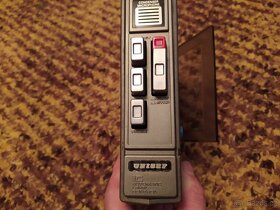 Starý walkman Unisef + kazety - 2