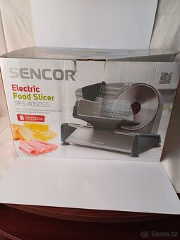 Prodám elektrický kráječ potravin Sencor SFS 4050SS - 2