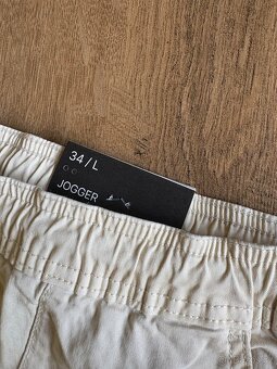 Nové pánské béžové Jogger kalhoty vel. L - 2