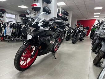 SUZUKI GSX-R 125 - 2