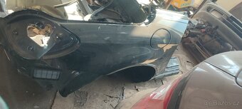 MB slk r171 zadní blatník čtvrtka - 2