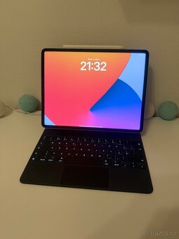 iPad Pro 12,9" (2021) – M1, 128 GB + Magic Keyboard + Apple - 2