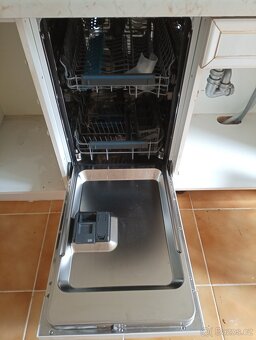Electrolux myčka ESS42200SW - 2
