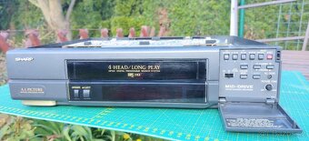 Sharp japonský VCR s AI funkcí, titanovou hlavou + DO - 2