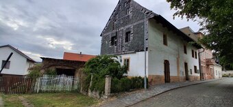 Prodám rodinný dům v centru obce - 2