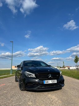 Mercedes-Benz CLA45 AMG - 2