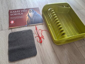Kalendář Sokol, odkapávací, náramek, podlozka - 2