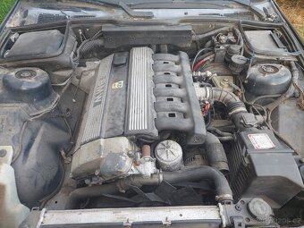 BMW E34 DÍLY - 2